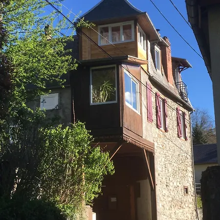 Lägenhet La Auarje: Avec Jardin & Terrasse