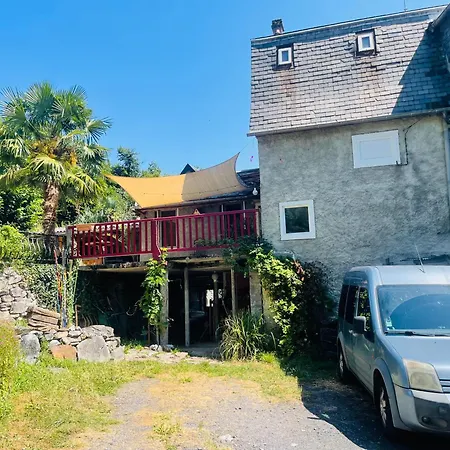 Lägenhet La Auarje: Avec Jardin & Terrasse Cierp