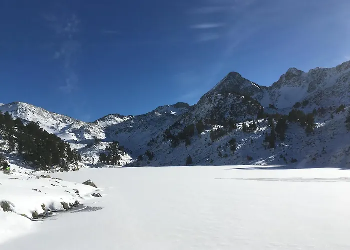 La Auarje: Avec Jardin & Terrasse アパート *