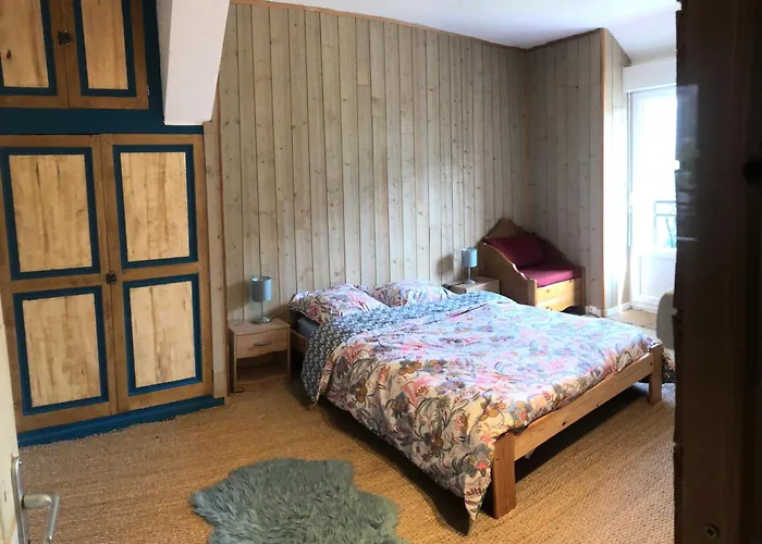 La Auarje: Avec Jardin & Terrasse アパート *